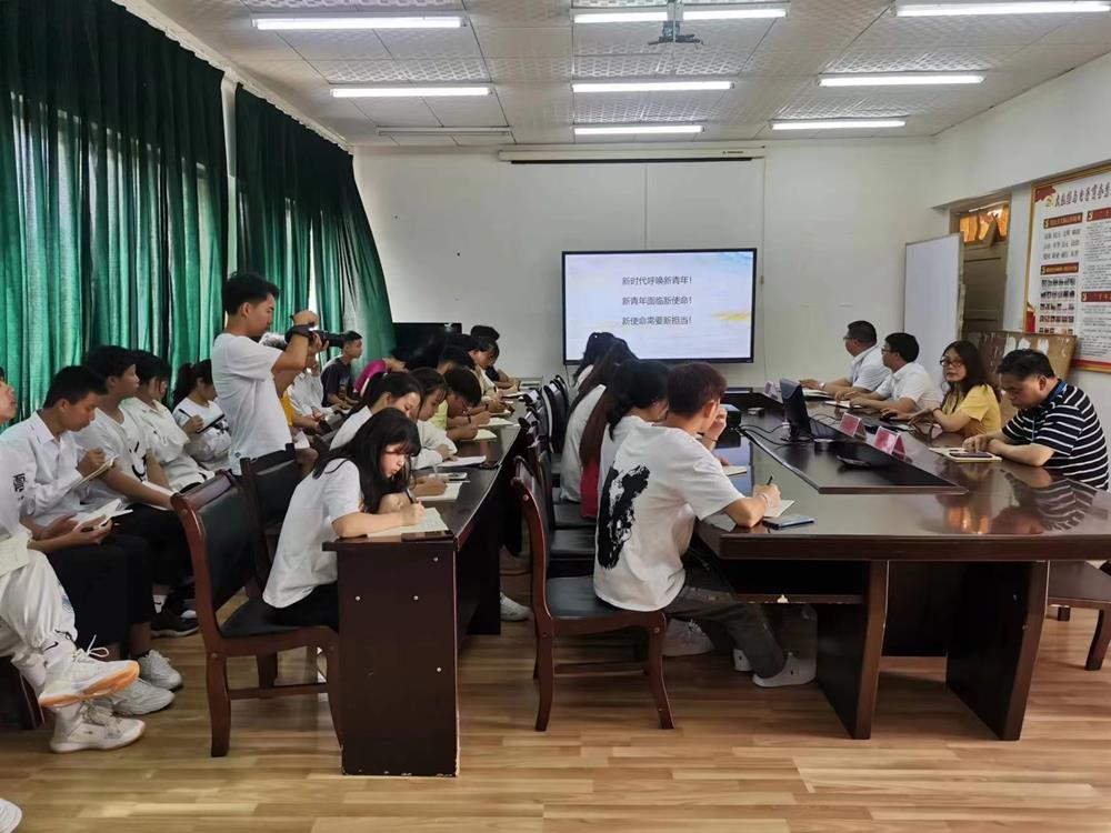 358d0a6d439f4524b7dcf259ca4ebe67.jpg 358d0a6d439f4524b7dcf259ca4ebe67.jpg